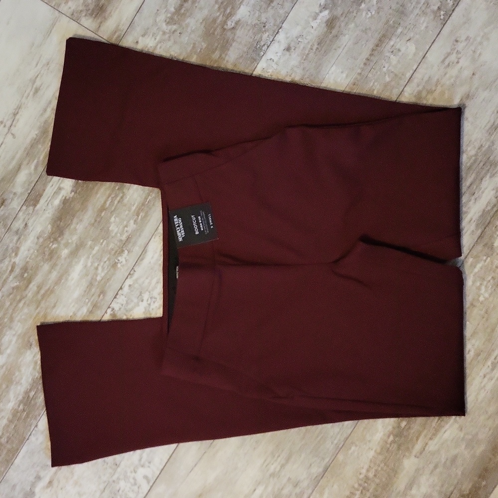 Simply Vera Verawang bootcut Slip on pants - Picture 2 of 9